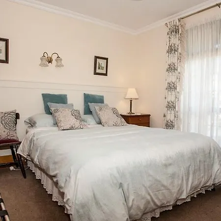 Bed & Breakfast Ardmor 2*